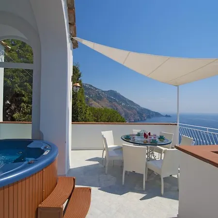 Luke E Luke Villa Praiano