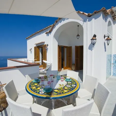 Luke E Luke Villa Praiano